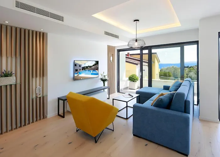 Modena Maris-heated Pool-grill-relax-jacuzzi * Опатія