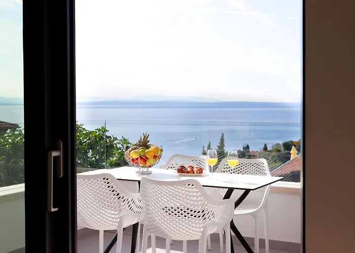 Modena Maris-heated Pool-grill-relax-jacuzzi Апартаменти *