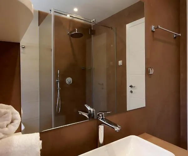 Апартаменти Modena Maris-heated Pool-grill-relax-jacuzzi Опатія