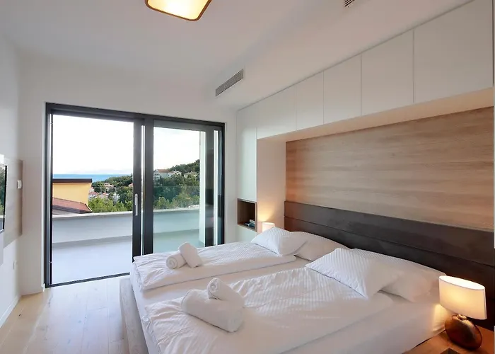 Апартаменти Modena Maris-heated Pool-grill-relax-jacuzzi *