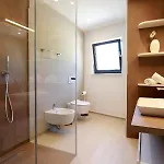 Modena Maris-heated Pool-grill-relax-jacuzzi