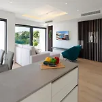 Modena Maris-heated Pool-grill-relax-jacuzzi * Opatija