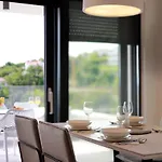 Modena Maris-heated Pool-grill-relax-jacuzzi Apartment