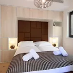 Modena Maris-heated Pool-grill-relax-jacuzzi Opatija