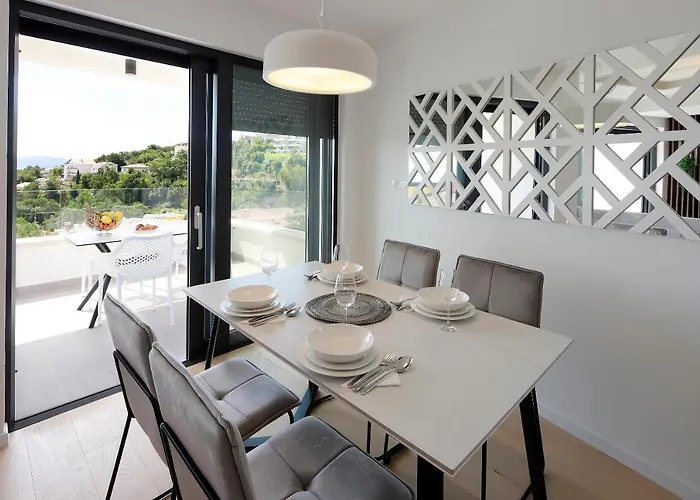 Modena Maris-heated Pool-grill-relax-jacuzzi Apartment *