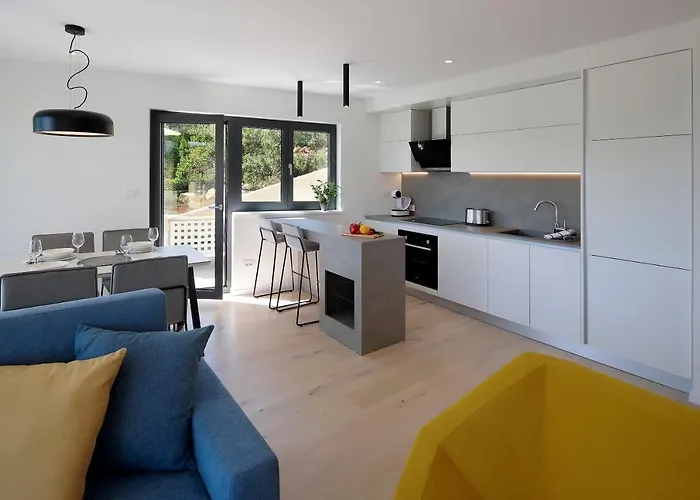 Modena Maris-heated Pool-grill-relax-jacuzzi Apartment Opatija