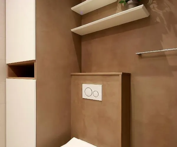 Modena Maris-heated Pool-grill-relax-jacuzzi Abbazia