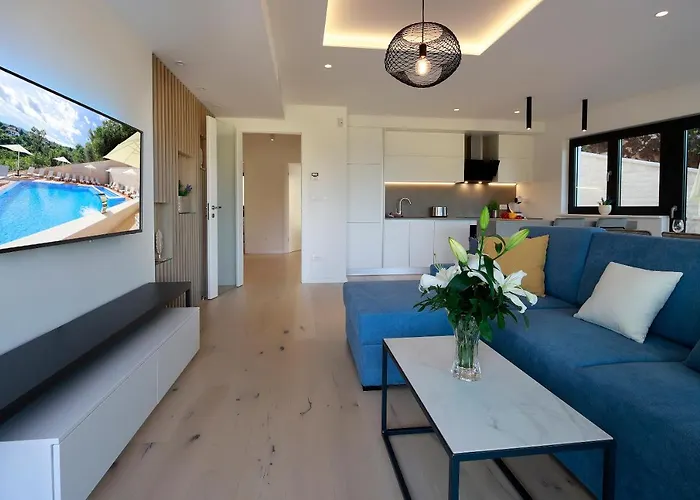 Modena Maris-heated Pool-grill-relax-jacuzzi Apartment Opatija