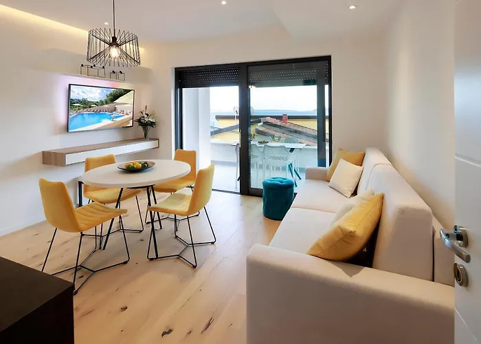 Modena Maris-heated Pool-grill-relax-jacuzzi * Abbazia