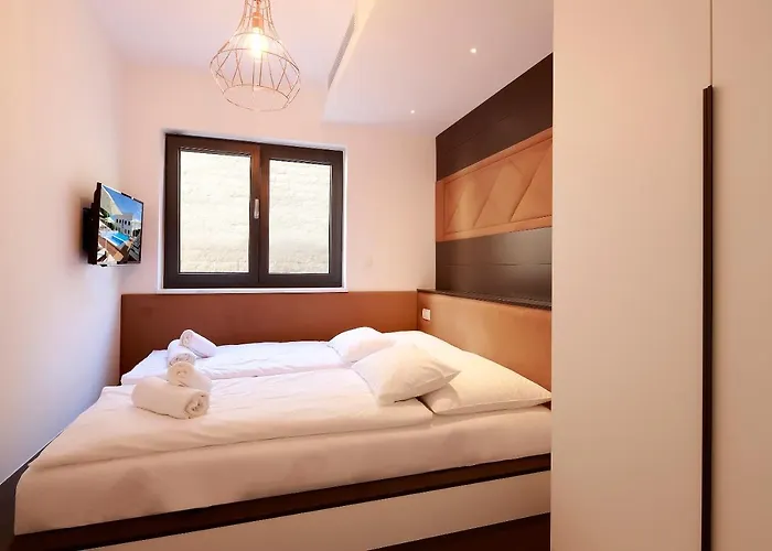 Appartamento Modena Maris-heated Pool-grill-relax-jacuzzi Abbazia