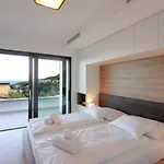 Appartement Modena Maris-heated Pool-grill-relax-jacuzzi *