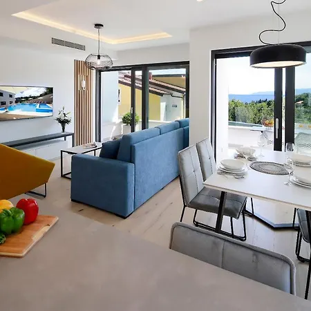 Modena Maris-heated Pool-grill-relax-jacuzzi Daire Opatija