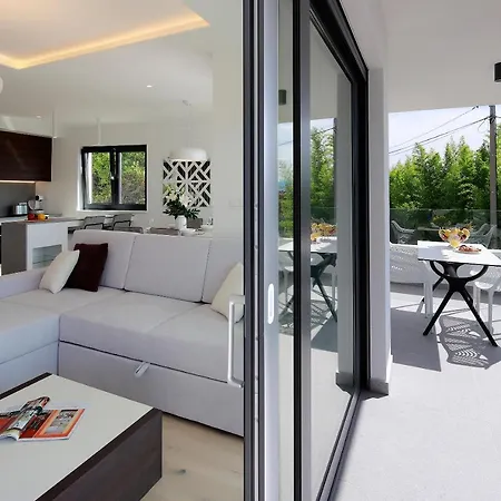 Modena Maris-heated Pool-grill-relax-jacuzzi Daire Opatija