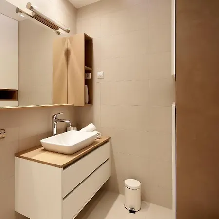 Daire Modena Maris-heated Pool-grill-relax-jacuzzi
